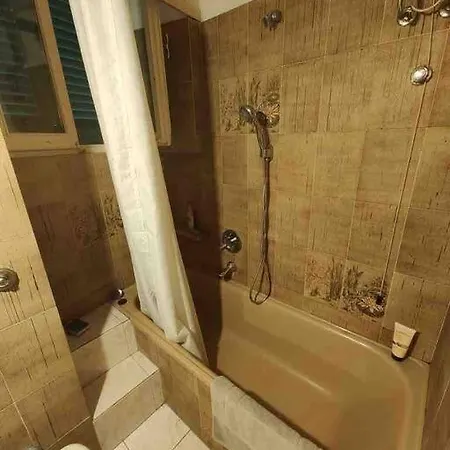 Casa Incantevole A Poggio Apartment